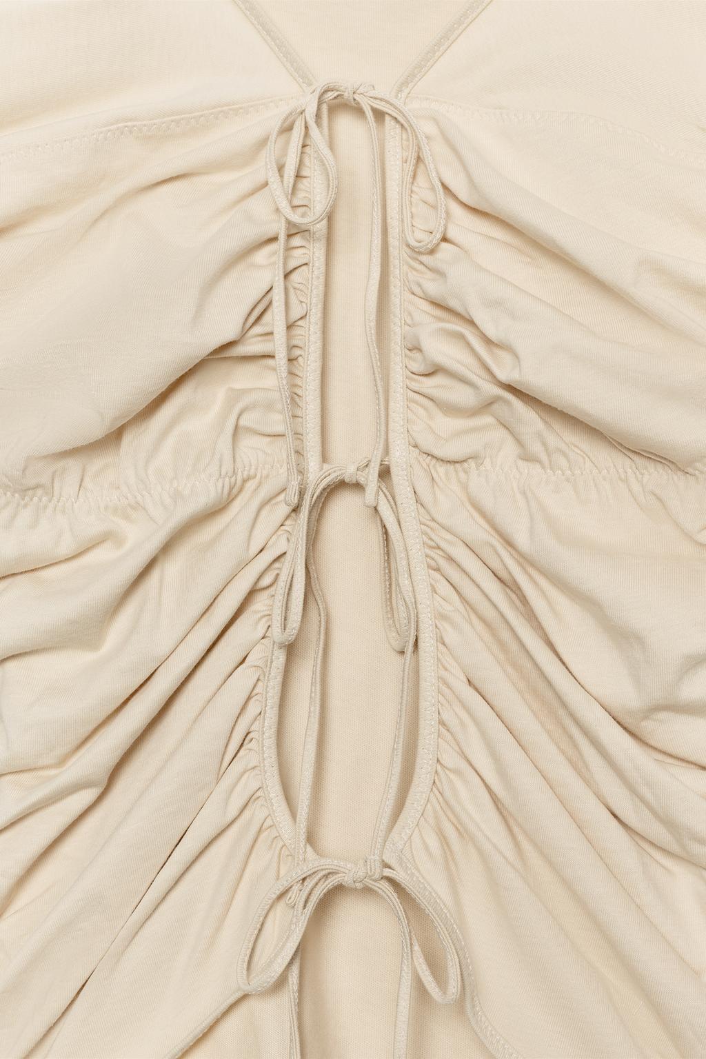 ТОП С ЗАВЯЗКАМИ И СБОРКАМИ