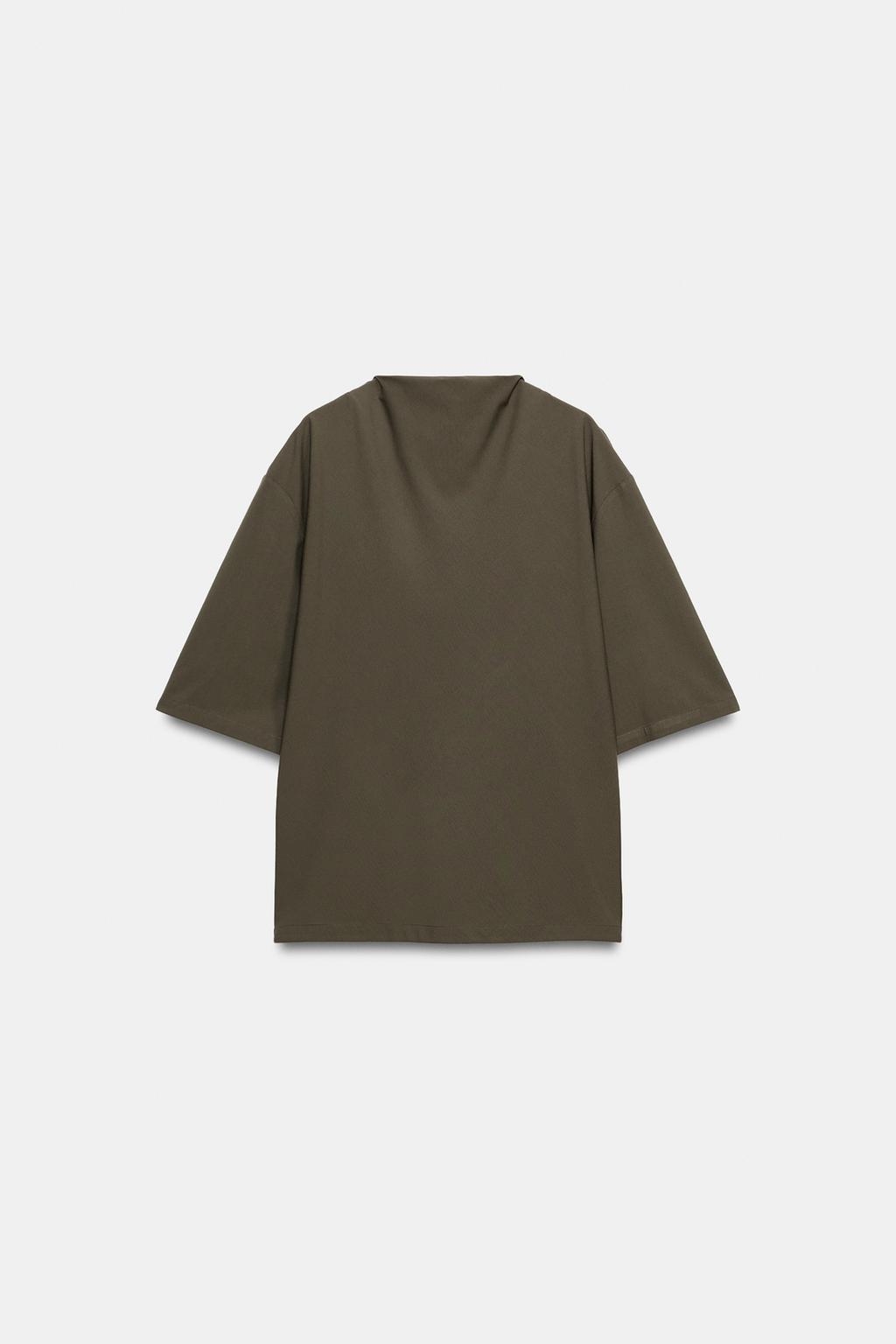 СТРУЯЩИЙСЯ ТОП С КОРОТКИМ РУКАВОМ — ZW COLLECTION