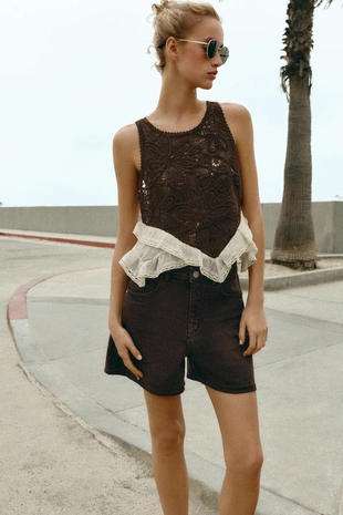 Топ из кружева кроше с контрастными деталями- Заказать в России