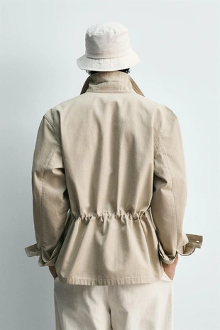 Куртка-рубашка классического кроя с карманами- Заказать в России