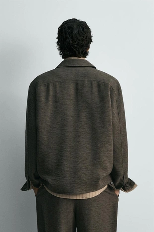 Куртка-рубашка из струящейся ткани- Заказать в России