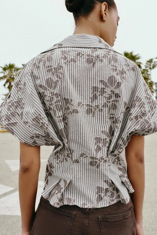 Укороченная рубашка с вышивкой и пайетками- Заказать в России