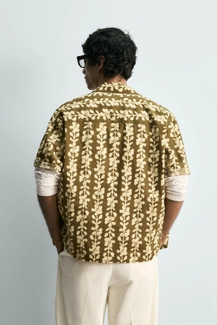 Рубашка с геометрическим принтом- Заказать в России
