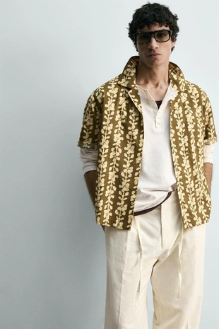 Рубашка с геометрическим принтом- Заказать в России