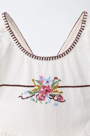 Короткий комбинезон с вышивкой крестиком- Заказать в России