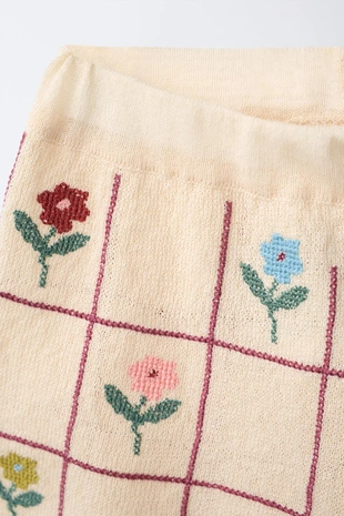 Трикотажные шорты с цветочным принтом- Заказать в России