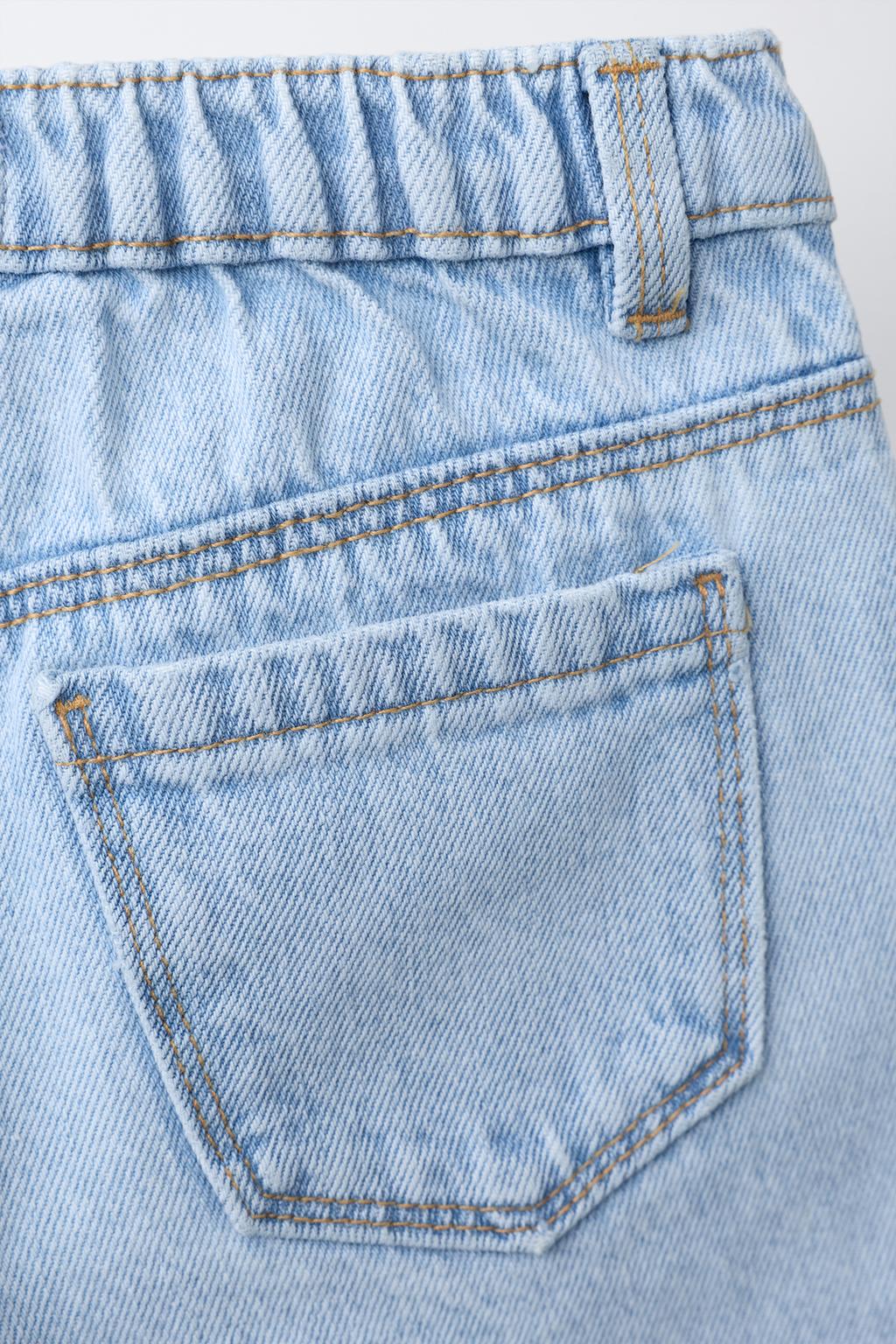 ДЖИНСОВЫЕ ШОРТЫ MOM FIT С ЦВЕТОЧНЫМ КРУЖЕВОМ КРОШЕ