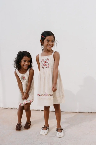 Платье с вышивкой крестиком- Заказать в России