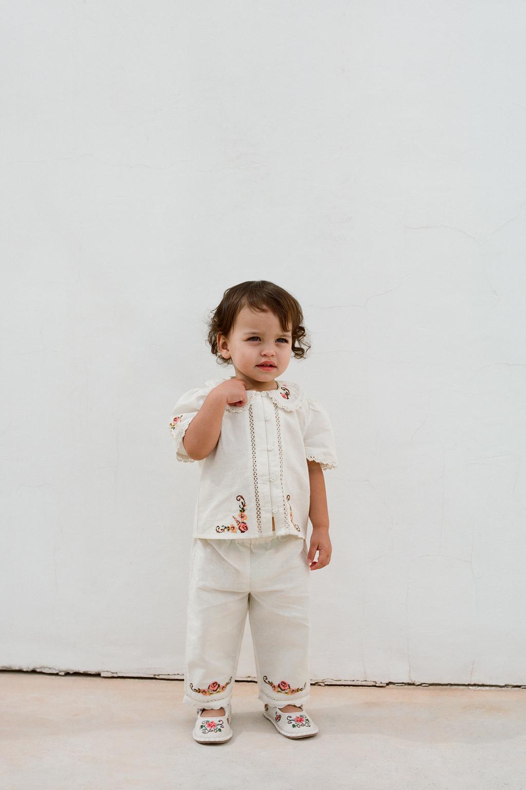 РУБАШКА С ВЫШИВКОЙ