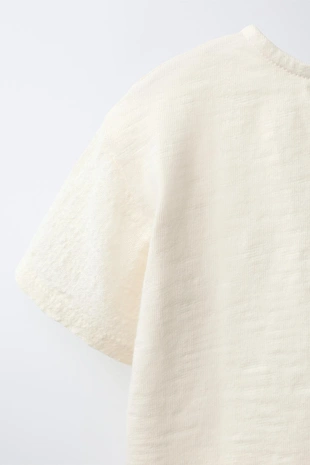 Комбинированная футболка на пуговицах- Заказать в России