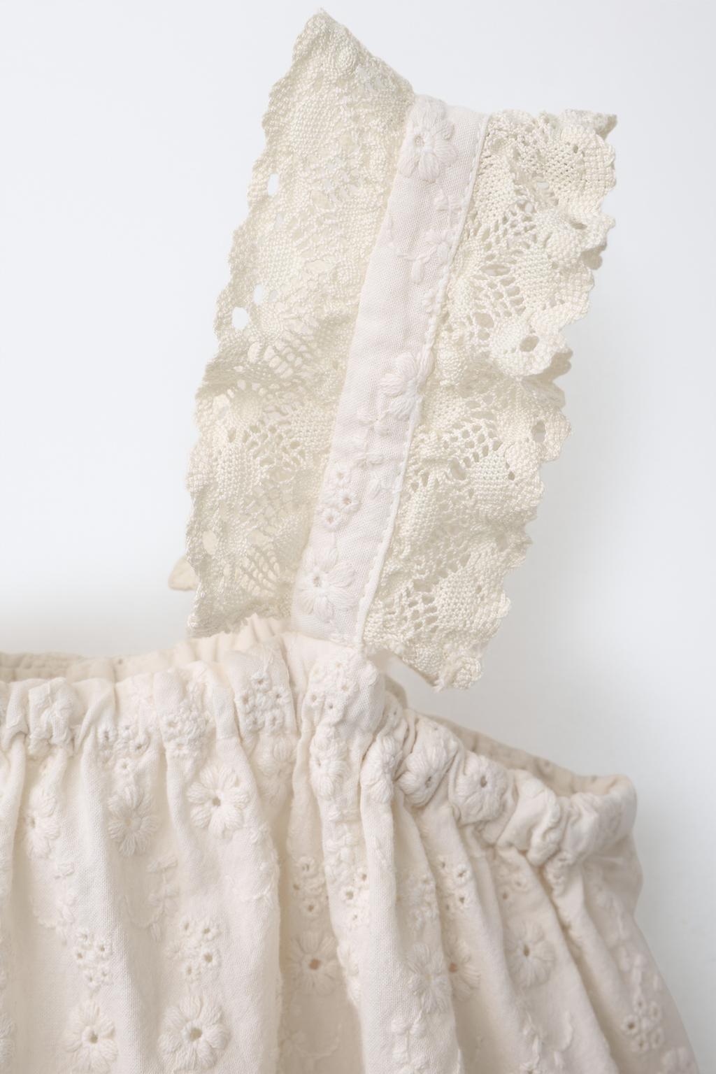 ТОП С ВЫШИВКОЙ