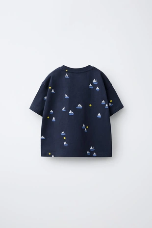 Футболка с принтом «лодки»- Заказать в России