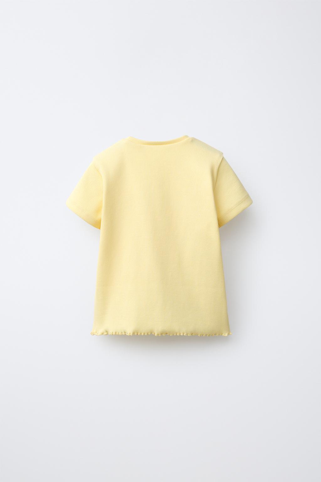 ФУТБОЛКА В РУБЧИК С НАШИВКОЙ