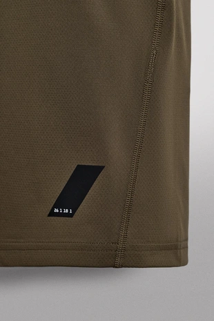 Базовый спортивный топ