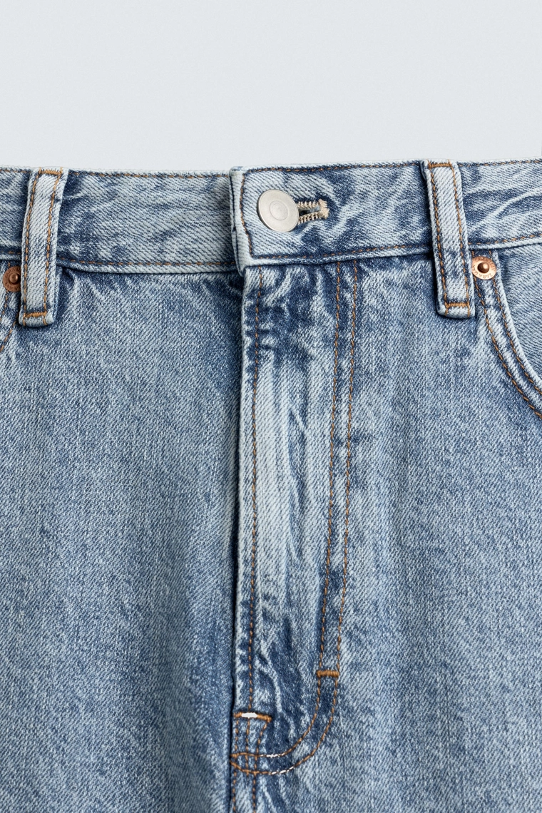 Легкие джинсы обычной посадки