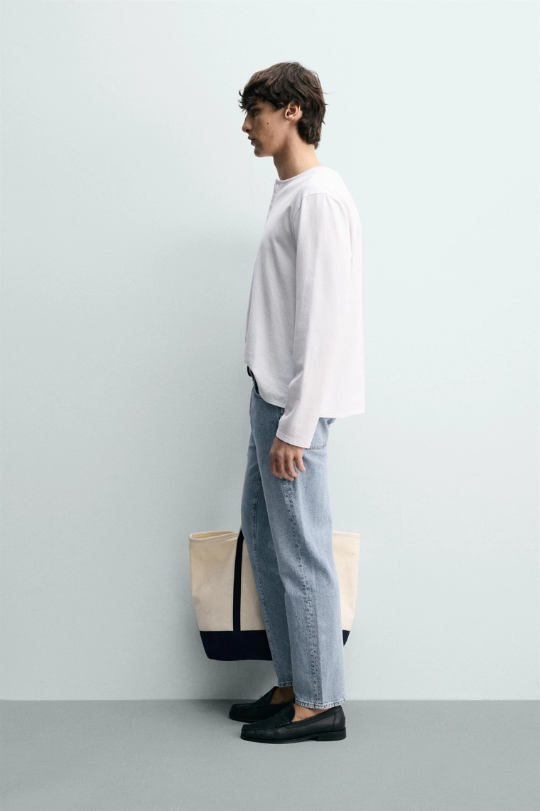 Легкие джинсы обычной посадки