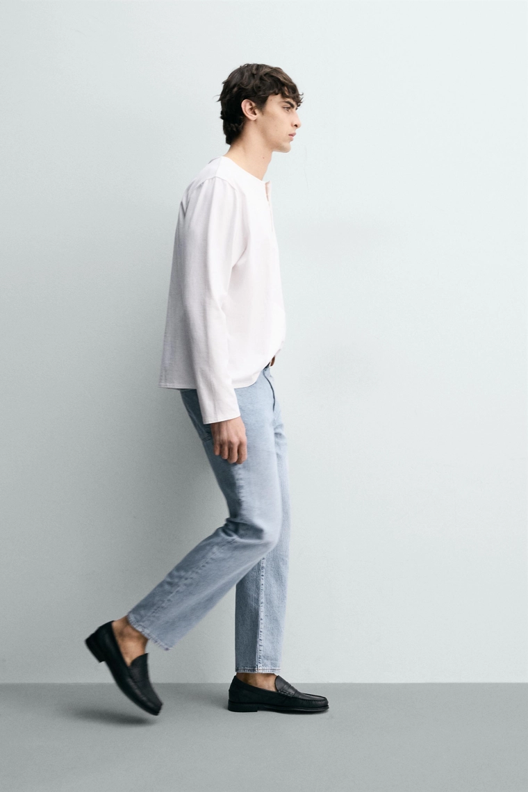 Легкие джинсы обычной посадки