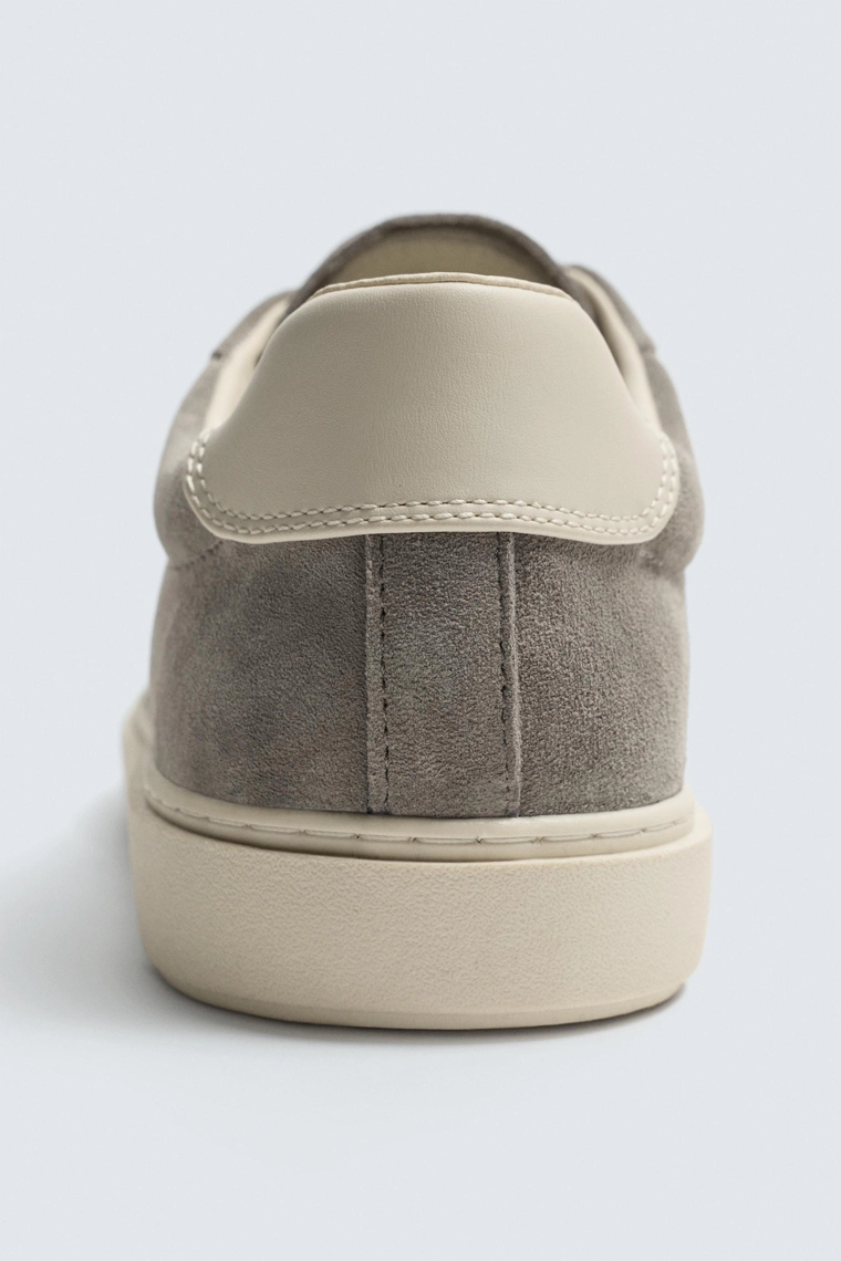 Кроссовки с деталями из кожи на каблуке