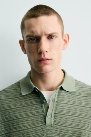 Поло Relaxed Fit из структурного трикотажа с эффектом потертости- Заказать в России