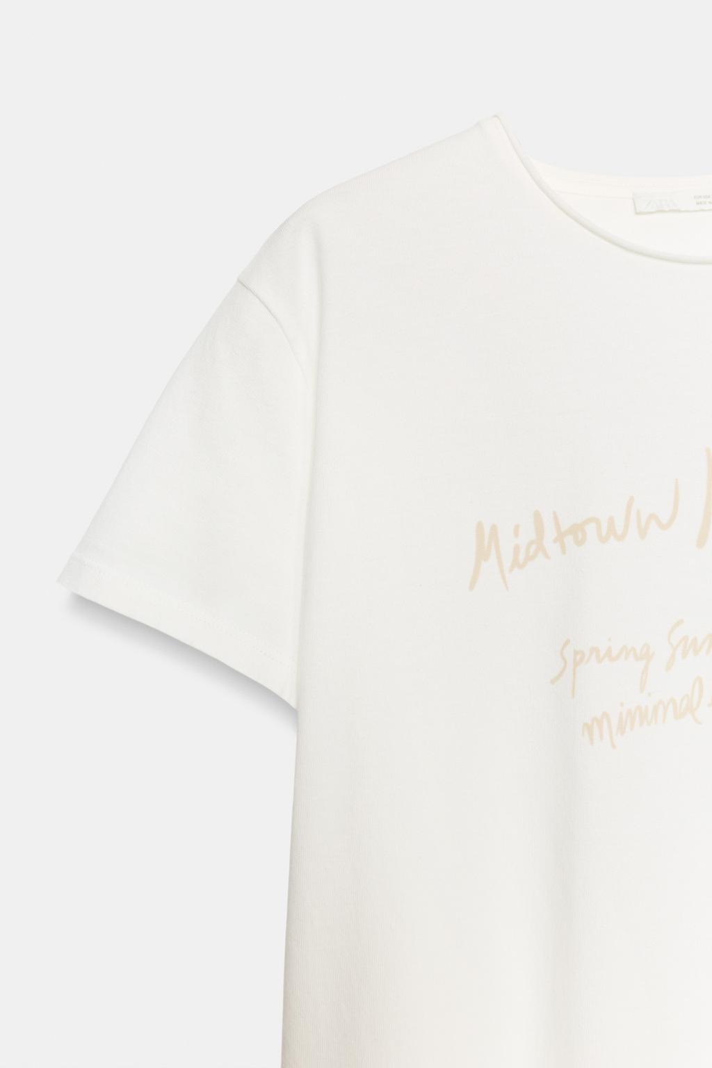 ФУТБОЛКА С НАДПИСЬЮ И КОРОТКИМИ РУКАВАМИ