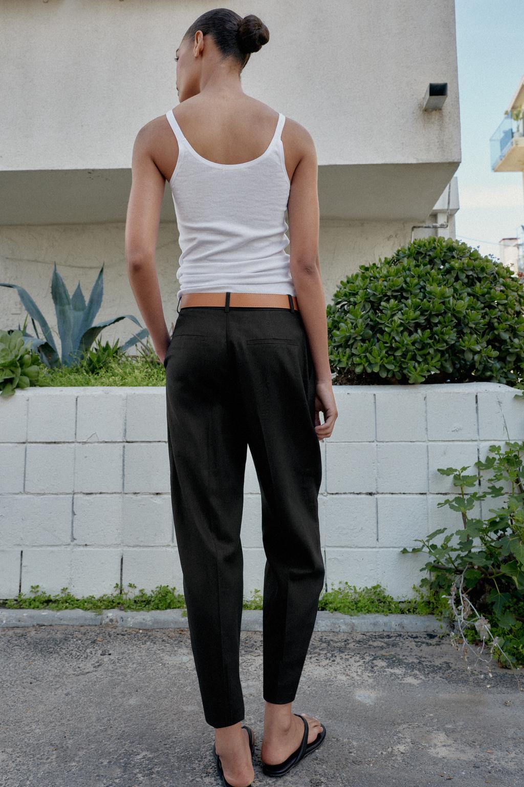 БРЮКИ ИЗ ЛЬНА С ЗАЩИПАМИ И РЕМНЕМ