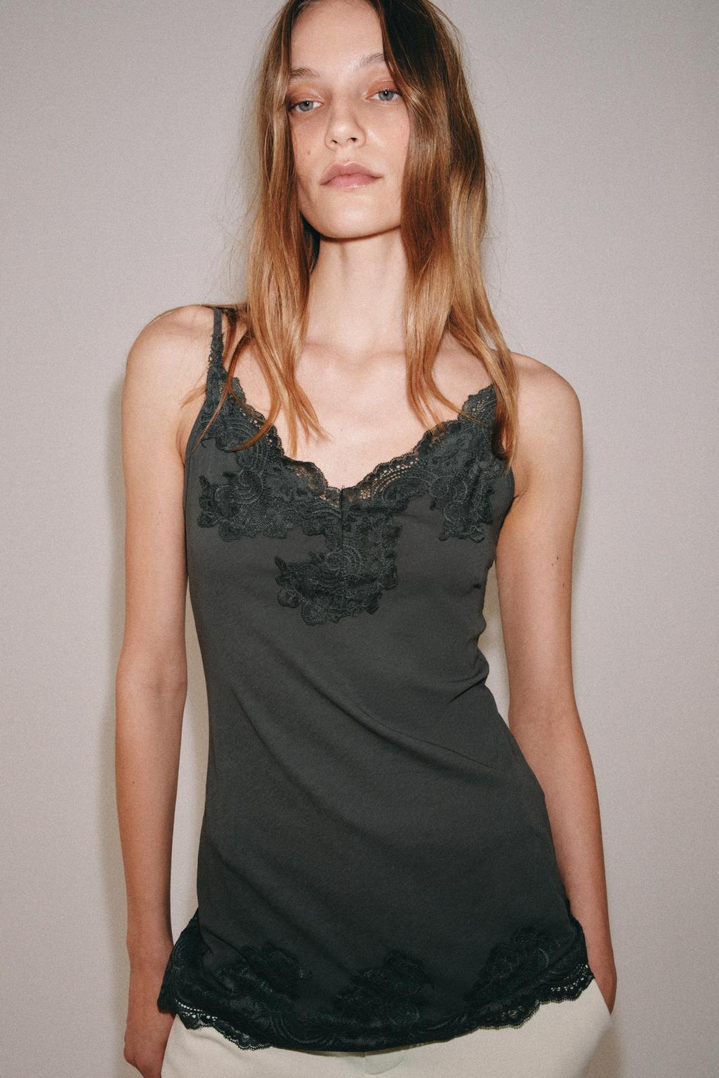 КРУЖЕВНОЕ МИНИ-ПЛАТЬЕ