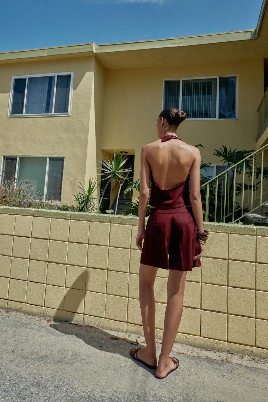 БЕРМУДЫ ИЗ СМЕСОВОГО ЛЬНА С ЗАЩИПАМИ