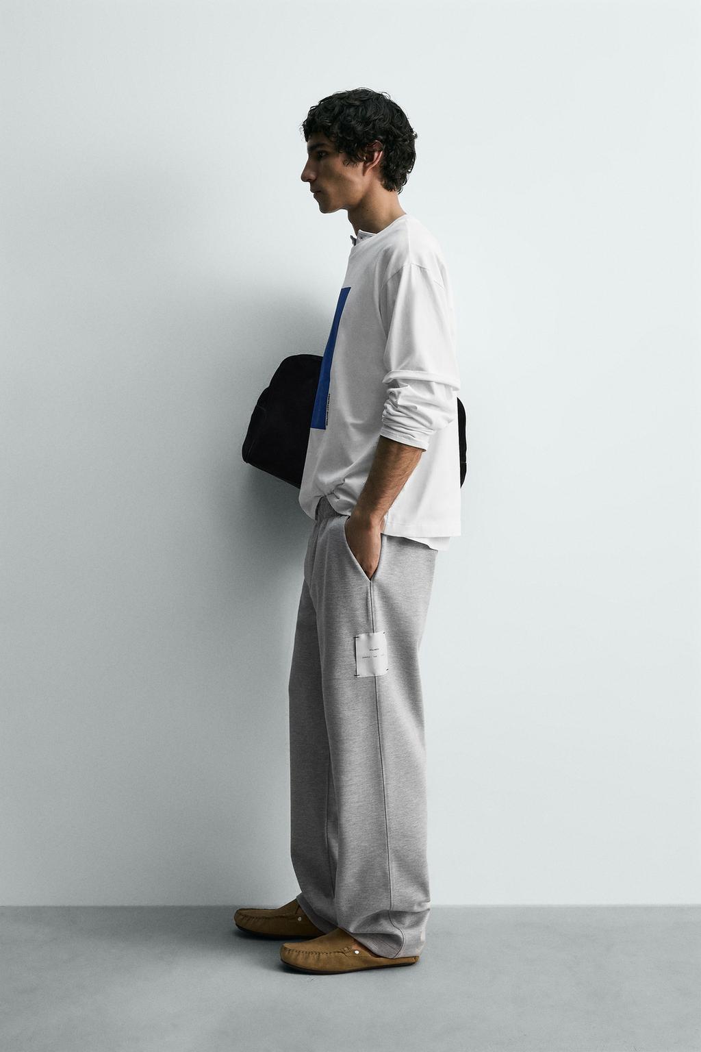 ФУТБОЛКА С ГЕОМЕТРИЧЕСКИМ ПРИНТОМ