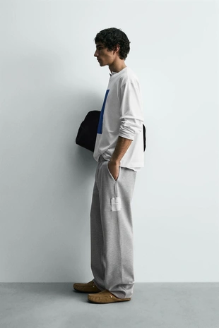 Футболка с геометрическим принтом- Заказать в России