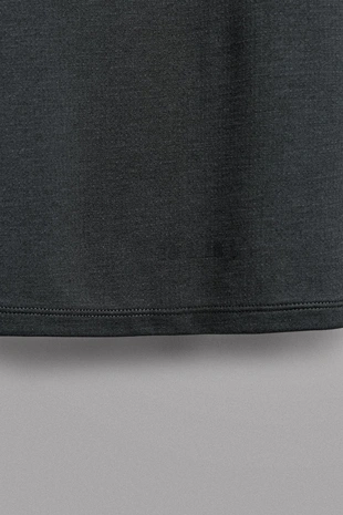 Техничная футболка из рельефной ткани- Заказать в России