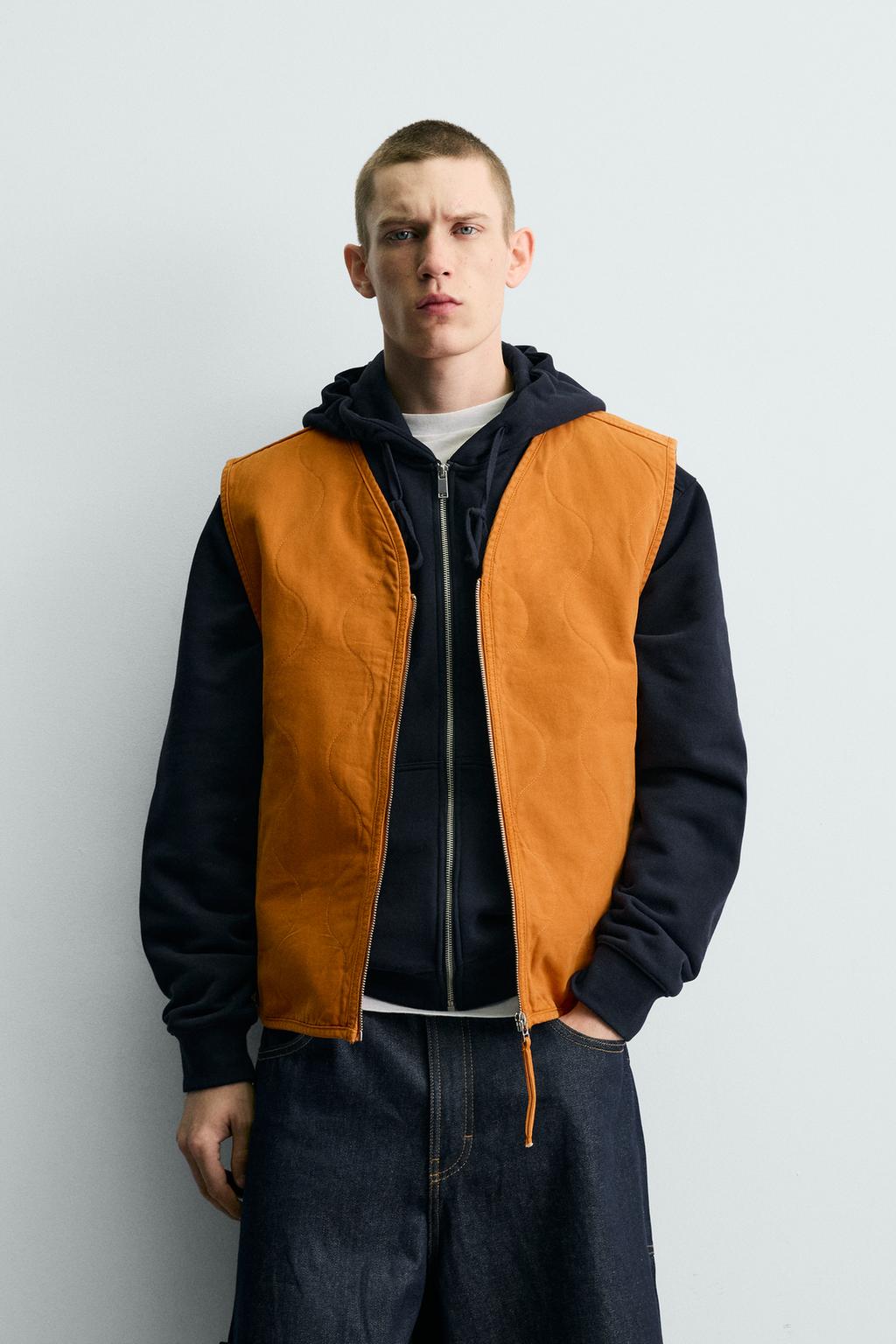 ЖИЛЕТ С ЭФФЕКТОМ ПОТЕРТОСТИ