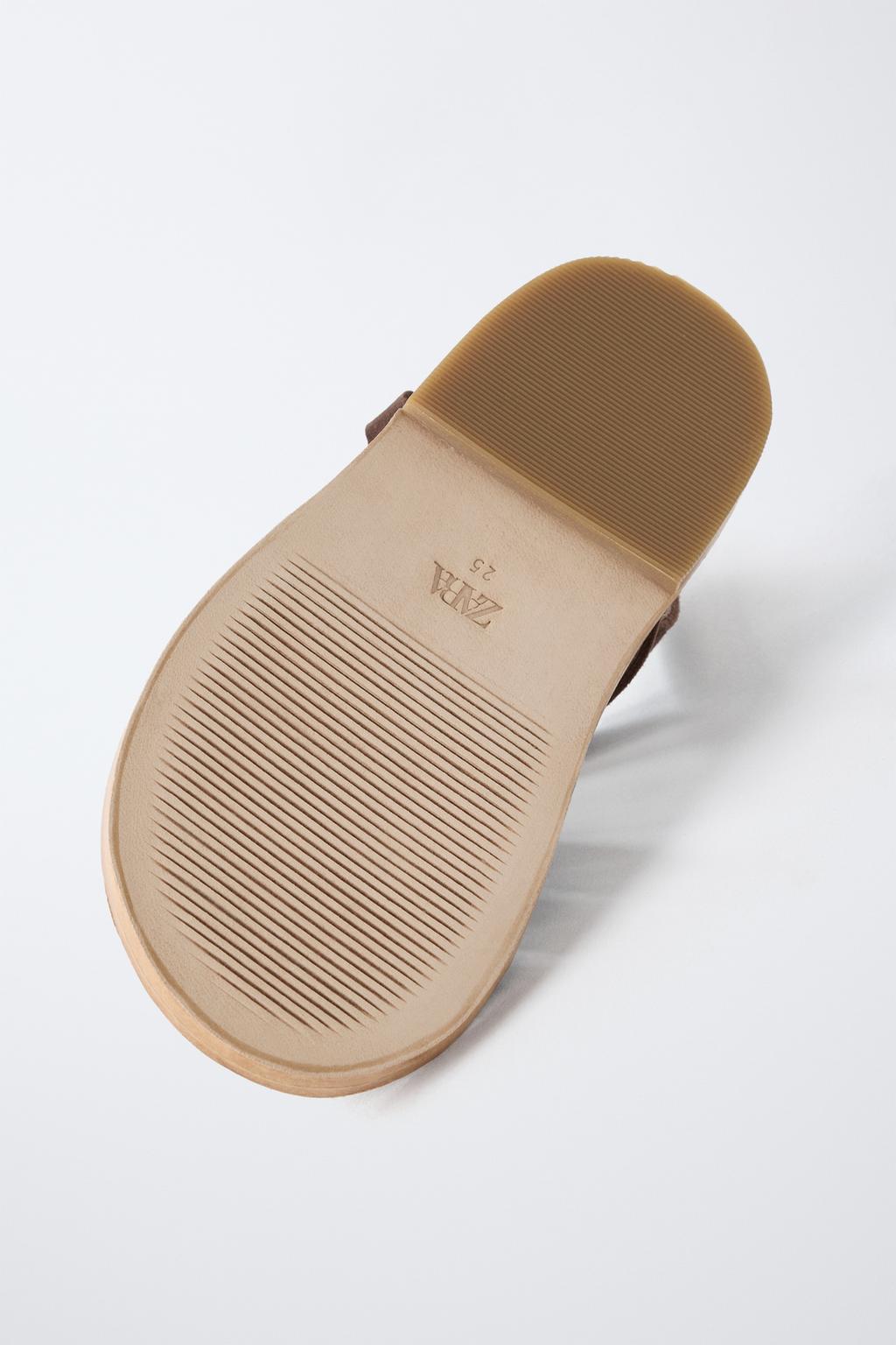 КОЖАНЫЕ САНДАЛИИ