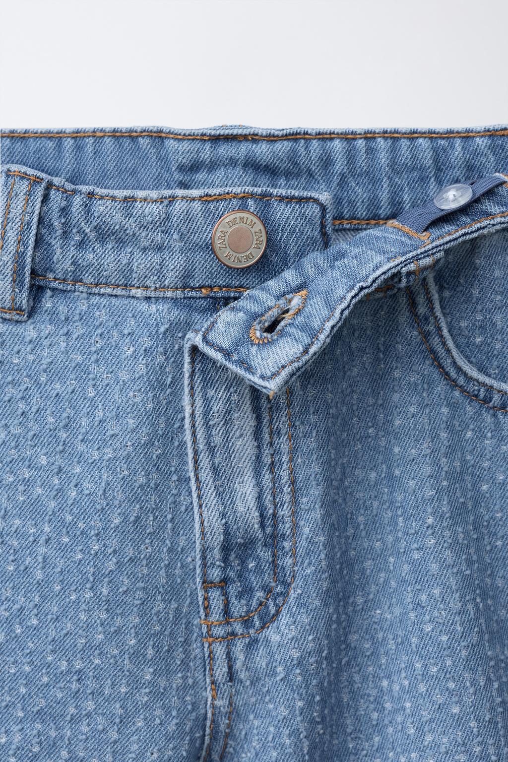 ДЖИНСОВЫЕ ШОРТЫ С ВЫШИВКОЙ