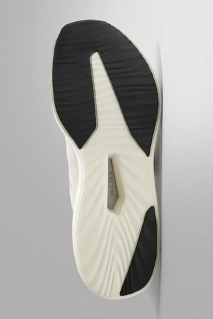 Кроссовки для бега