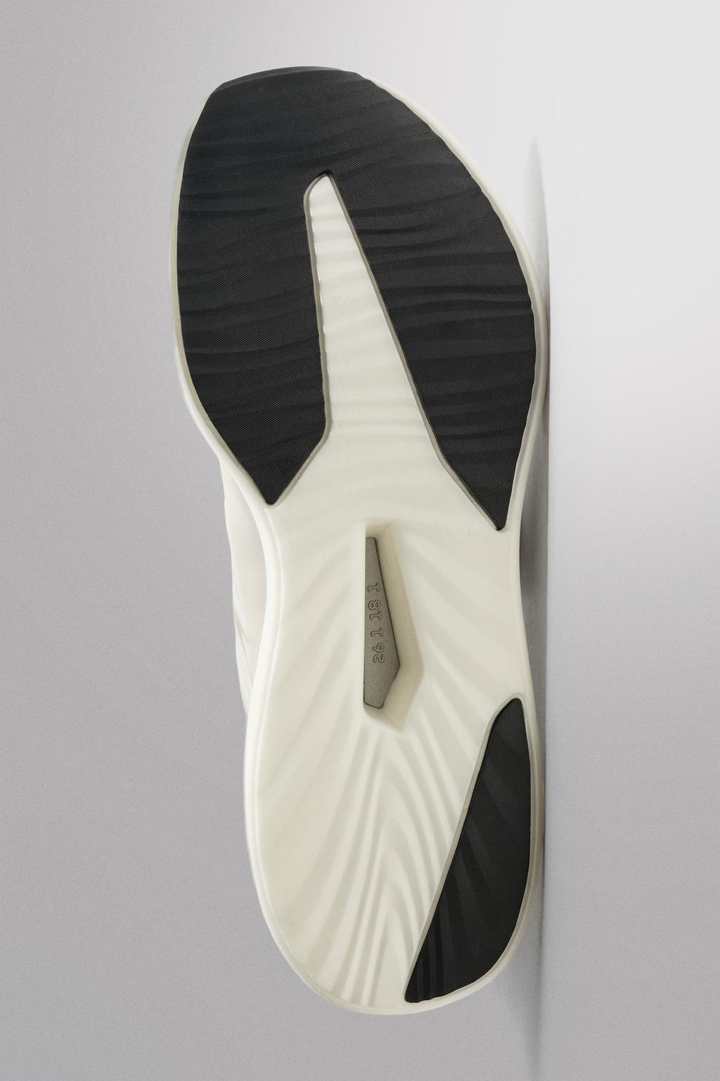 КРОССОВКИ ДЛЯ БЕГА