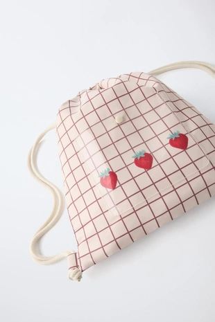 Сумка-мешок в клетку с клубникой- Заказать в России