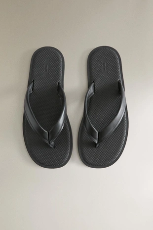 Сандалии на резиновой подошве со шнурком из кожи и межпальцевым держателем- Заказать в России