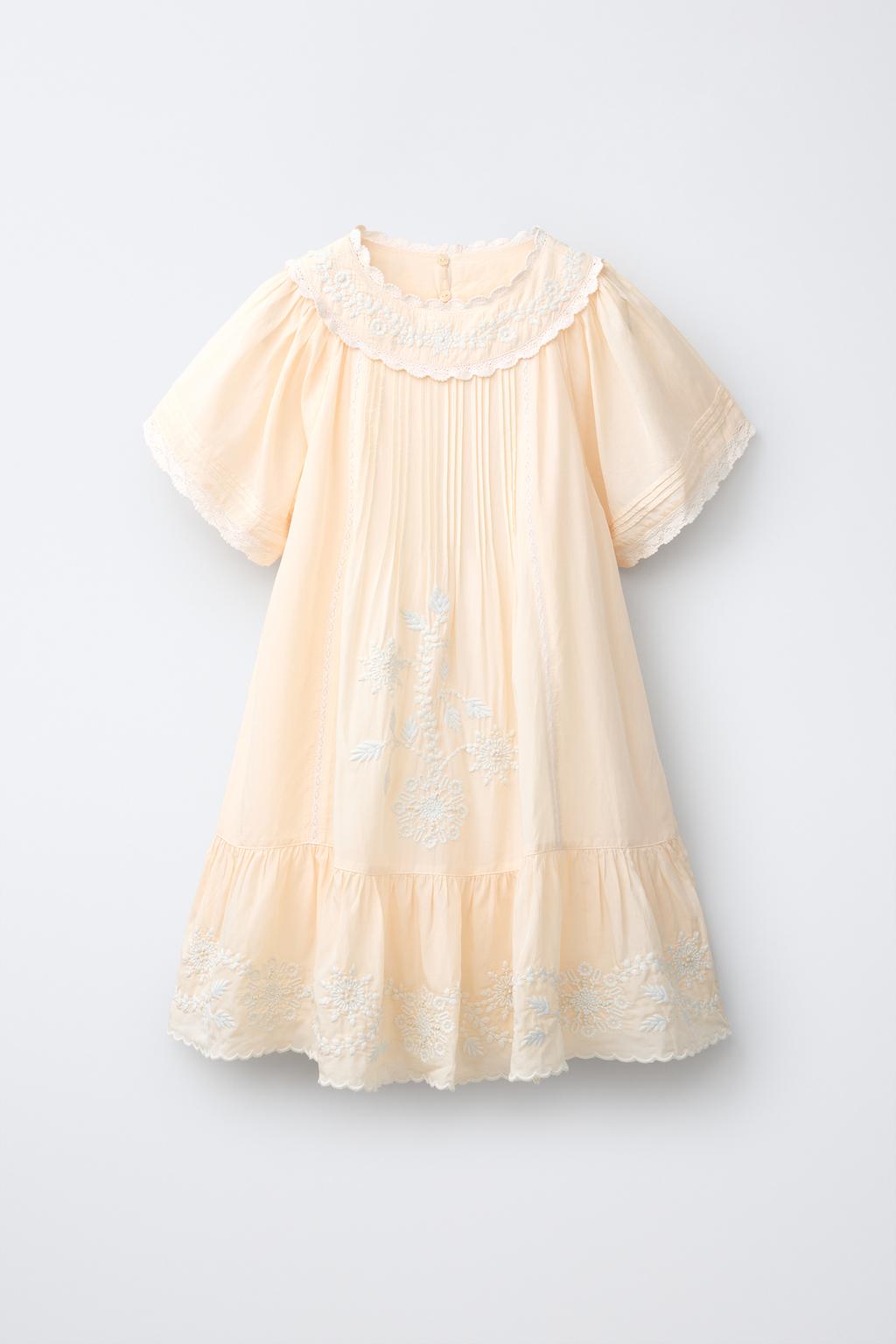 ПЛАТЬЕ С ВЫШИВКОЙ