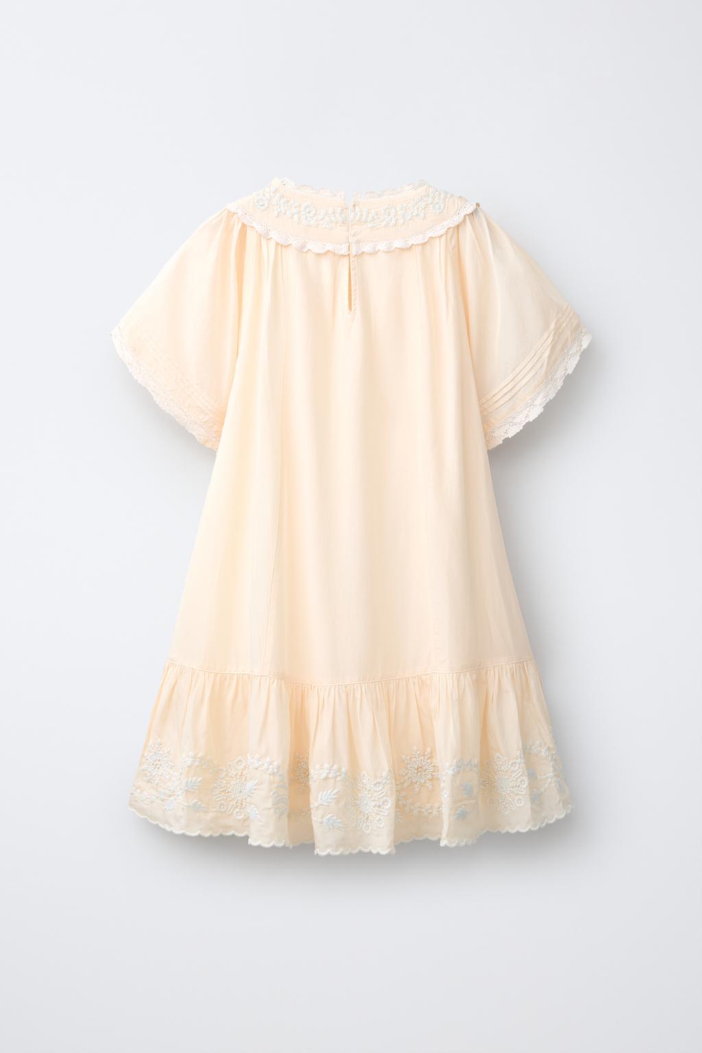 ПЛАТЬЕ С ВЫШИВКОЙ