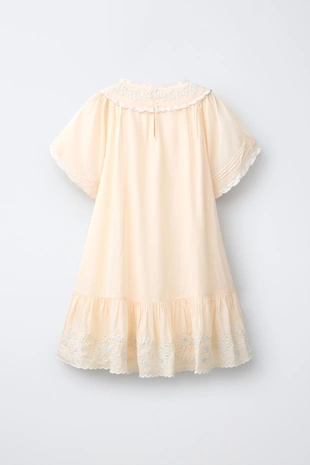 Платье с вышивкой- Заказать в России