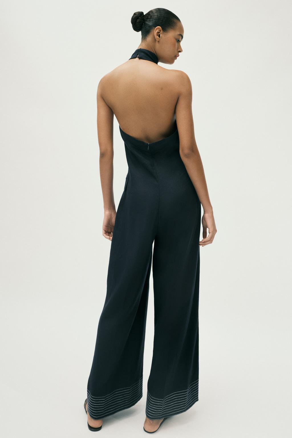 КОМБИНЕЗОН ХАЛТЕР С КОНТРАСТНОЙ СТРОЧКОЙ И ЛЬНОМ