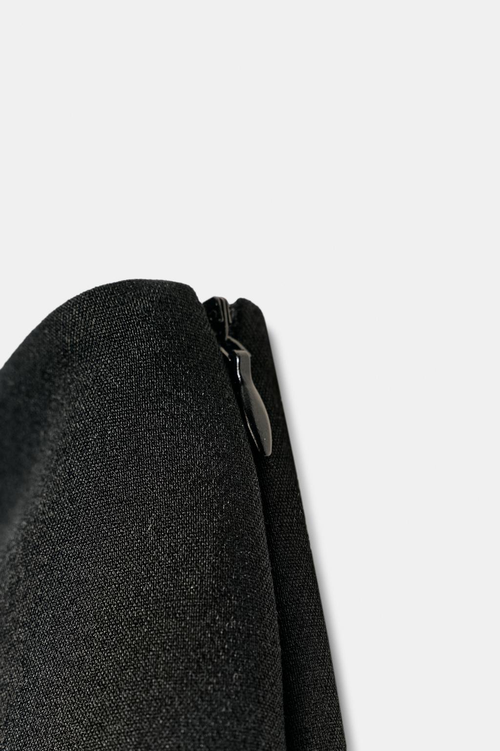 ЮБКА-ШОРТЫ АСИММЕТРИЧНЫЕ С АППЛИКАЦИЕЙ