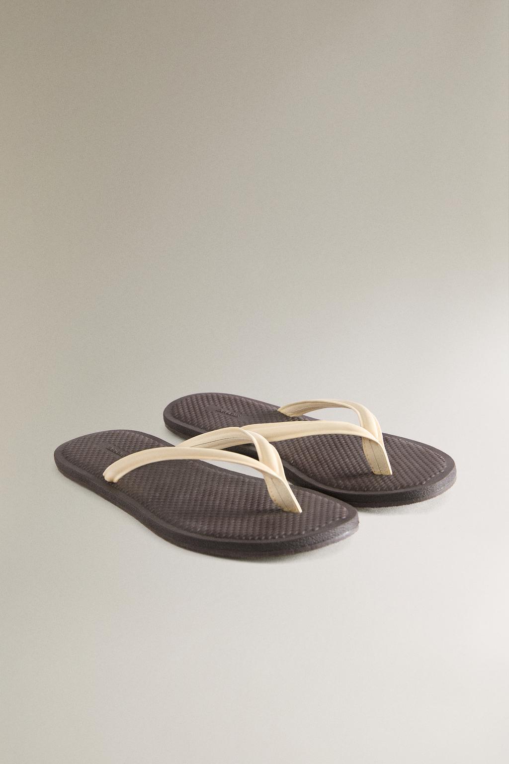 Кожаные босоножки на ремешках