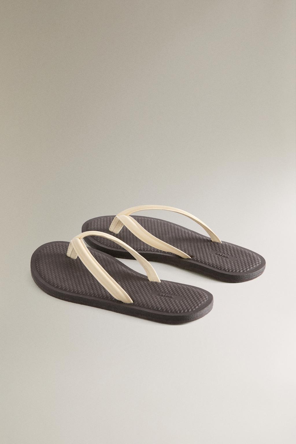 Кожаные босоножки на ремешках