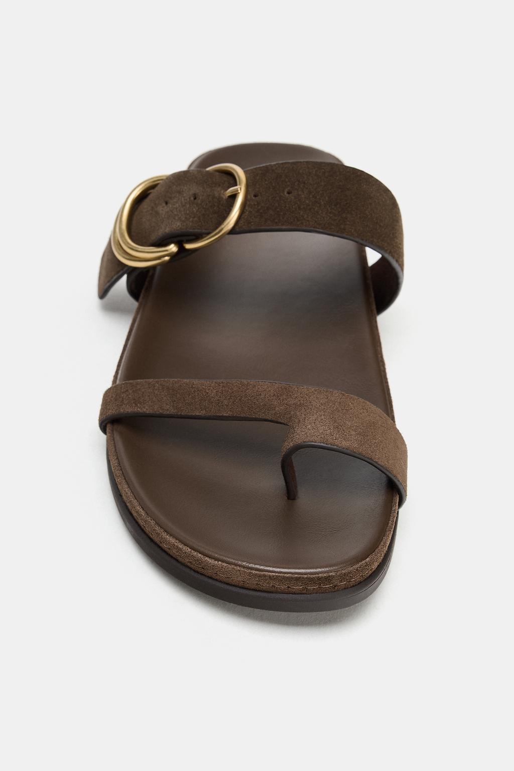 САНДАЛИИ ИЗ ЗАМШИ НА ПЛОСКОЙ ПОДОШВЕ