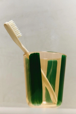 Стакан из стекла с полосатым узором- Заказать в России