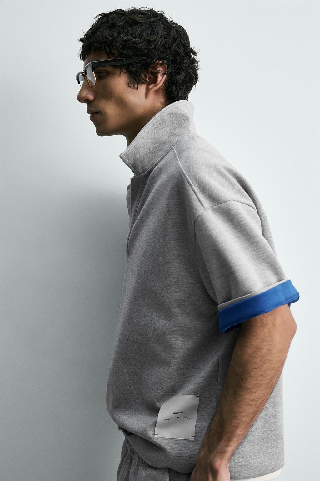 УКОРОЧЕННОЕ ПОЛО С ЭТИКЕТКОЙ