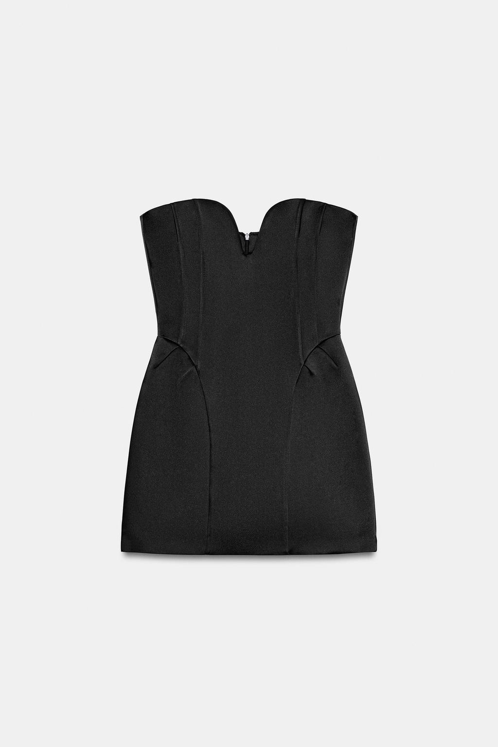 АТЛАСНОЕ ПЛАТЬЕ БЕЗ БРЕТЕЛЕЙ С ОБЪЕМНЫМИ ДЕТАЛЯМИ