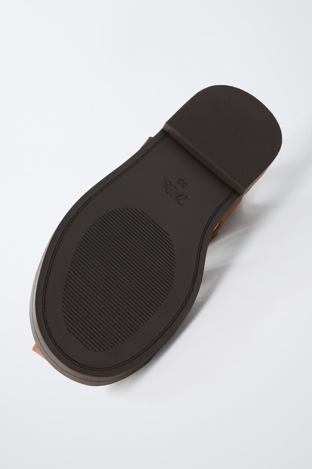 КОЖАНЫЕ САНДАЛИИ