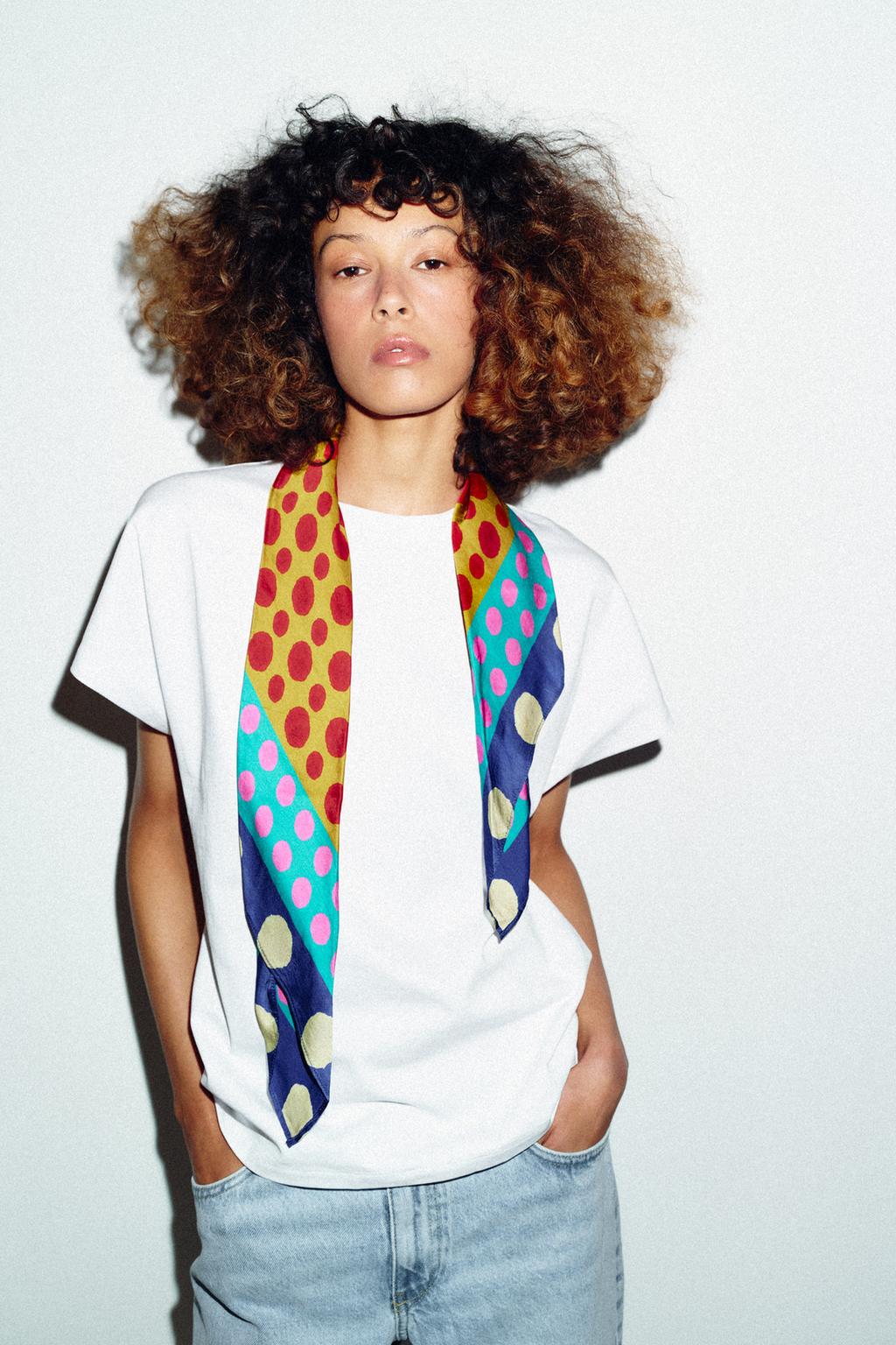 ПЛАТОК С ПРИНТОМ В ГОРОШЕК